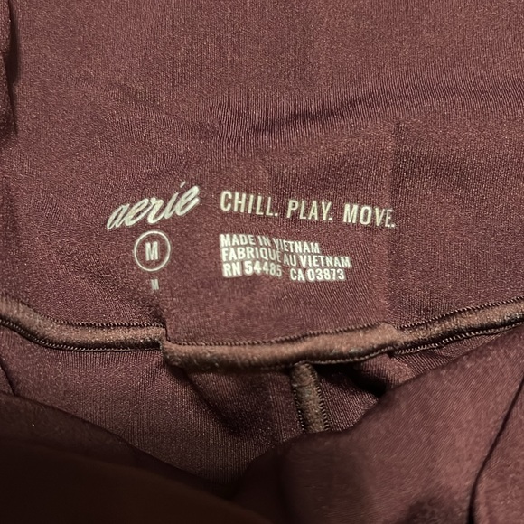 Aerie cropped athletic pants - Picture 3 of 3